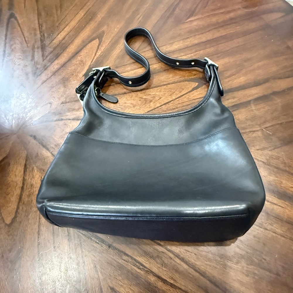 Coach Vintage 9058 Legacy Hobo Black Leather Nickel Silver Tone Hardware - Picture 2 of 16